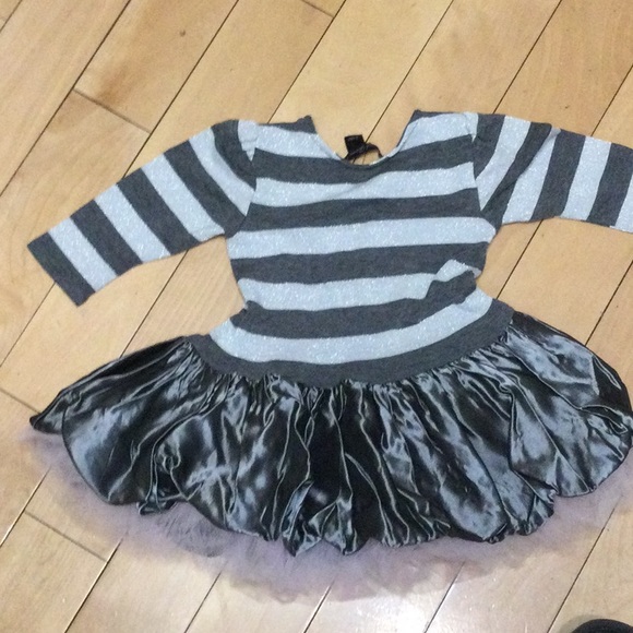 Dolls and Divas Couture 24 months Like New - Picture 5 of 10